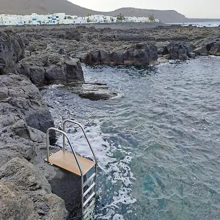 Casa Mar Y Lava Дом отдыха Эль-Гольфо